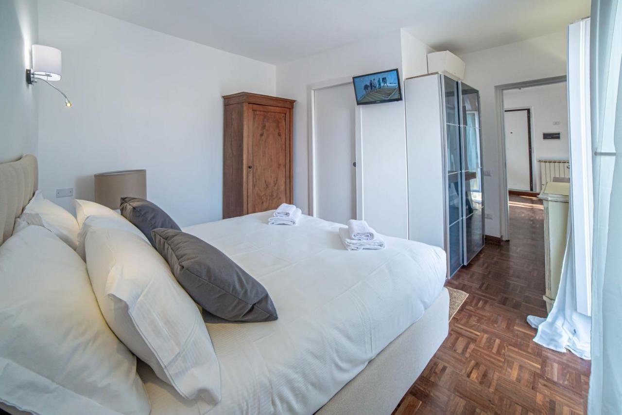 Luxury Top Floor In Trastevere Rome Bagian luar foto