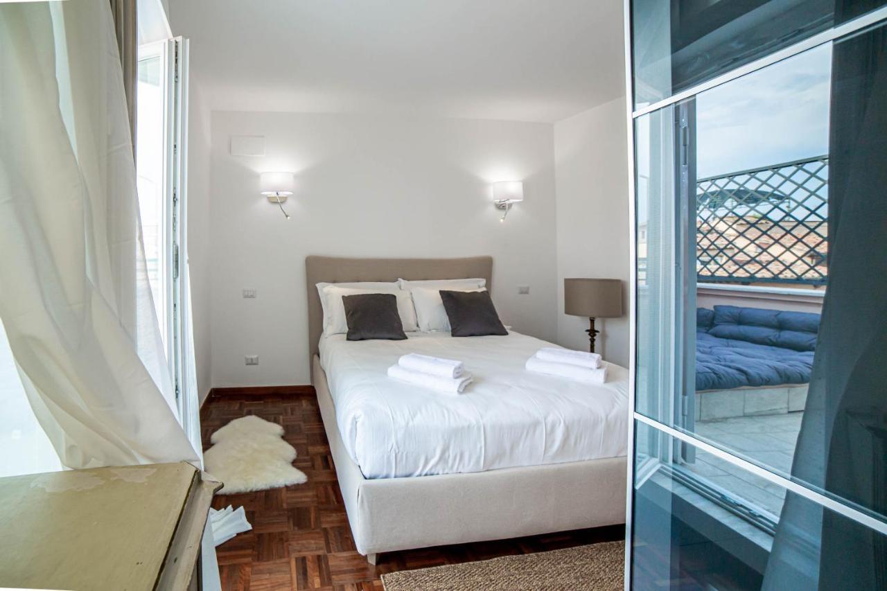 Luxury Top Floor In Trastevere Rome Bagian luar foto