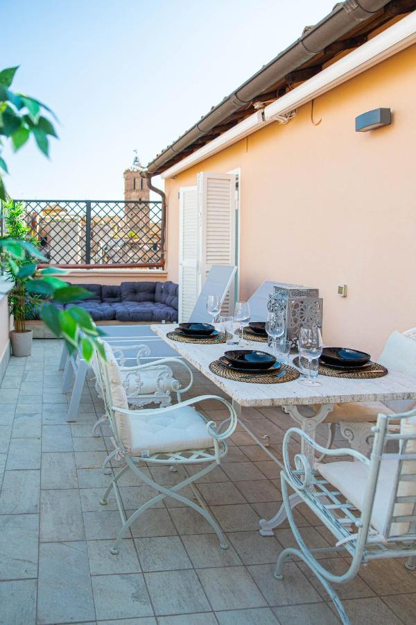 Luxury Top Floor In Trastevere Rome Bagian luar foto