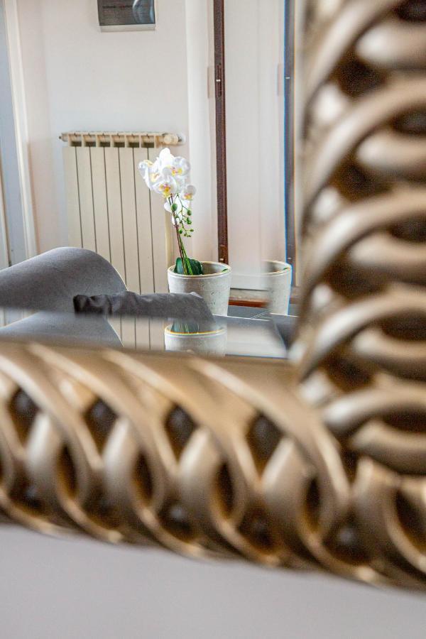 Luxury Top Floor In Trastevere Rome Bagian luar foto