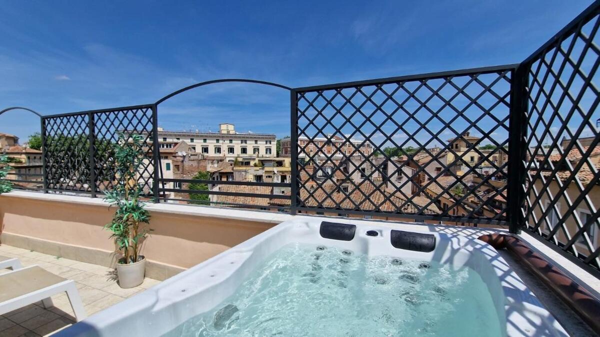 Luxury Top Floor In Trastevere Rome Bagian luar foto